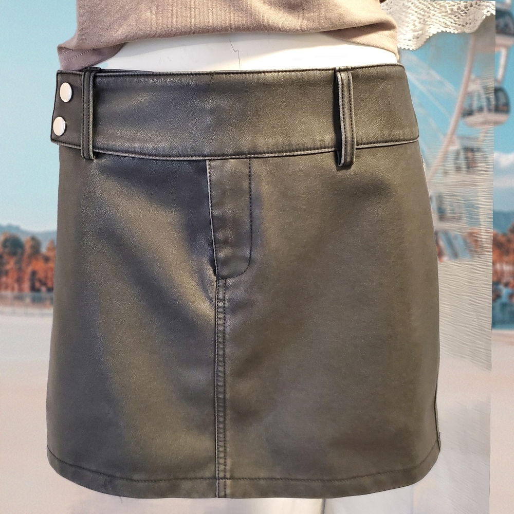Noisy May Faux Leather Mini Skirt Black Belt Detail Size M NWT‎